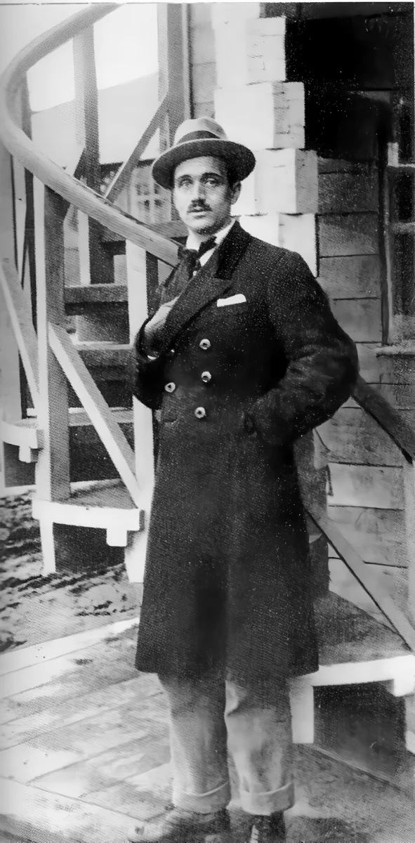 Константин Степанович Мельников